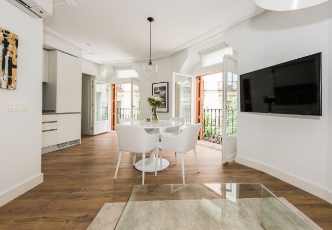 Apartamento en Madrid - Atocha Corner - Barrio de las Letras Apartamento en Madrid - Atocha Corner - Barrio de las Letras