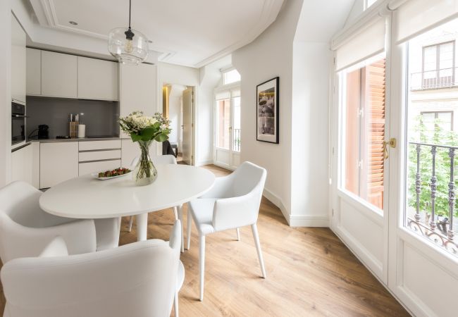 Apartamento en Madrid - Atocha Corner - Barrio de las Letras Apartamento en Madrid - Atocha Corner - Barrio de las Letras