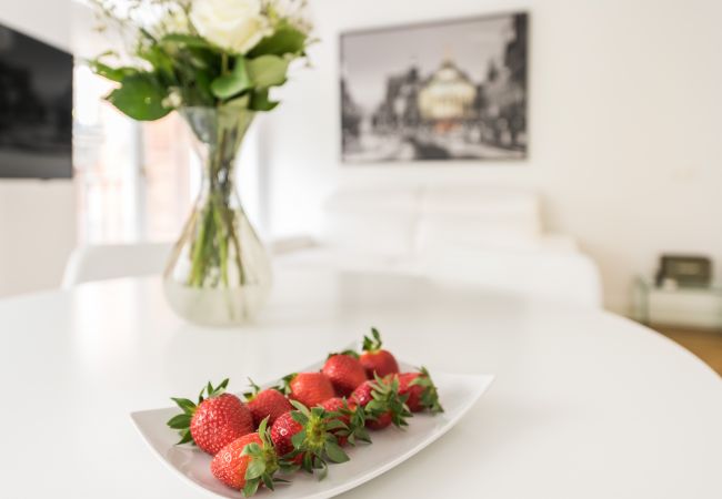 Apartamento en Madrid - Atocha Corner - Barrio de las Letras Apartamento en Madrid - Atocha Corner - Barrio de las Letras