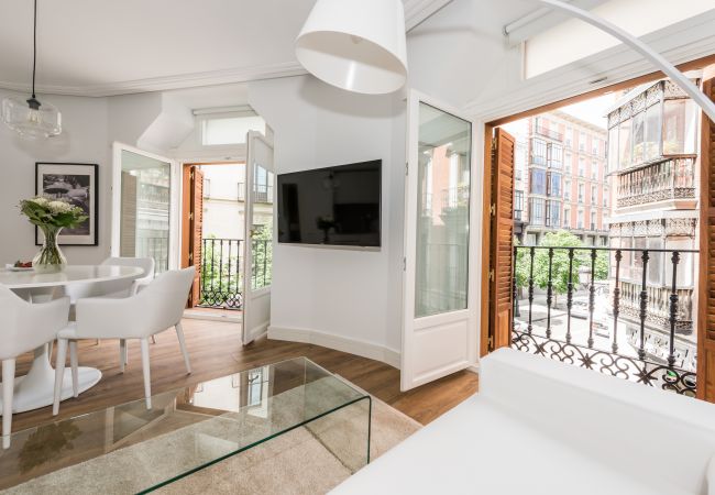 Apartamento en Madrid - Atocha Corner - Barrio de las Letras Apartamento en Madrid - Atocha Corner - Barrio de las Letras