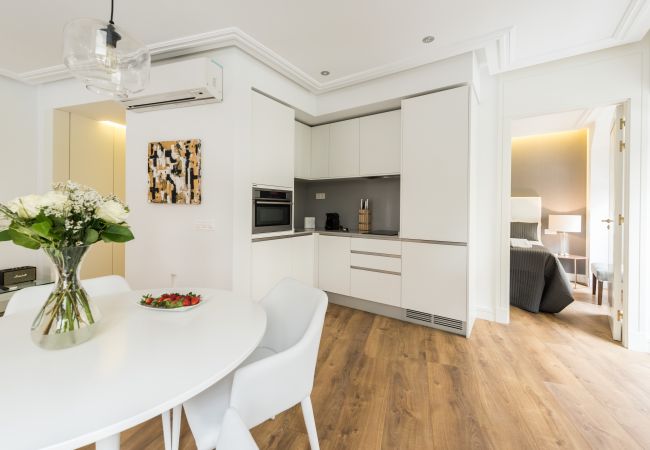 Apartamento en Madrid - Atocha Corner - Barrio de las Letras Apartamento en Madrid - Atocha Corner - Barrio de las Letras