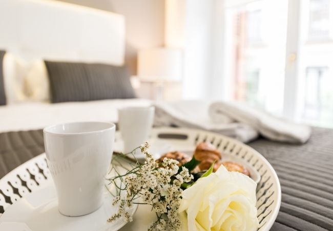 Apartamento en Madrid - Atocha Corner - Barrio de las Letras Apartamento en Madrid - Atocha Corner - Barrio de las Letras