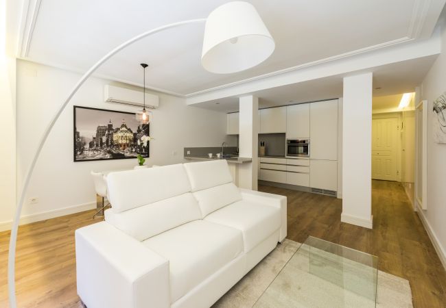Apartamento en Madrid - Atocha Peatonal - Barrio de las Letras Apartamento en Madrid - Atocha Peatonal - Barrio de las Letras