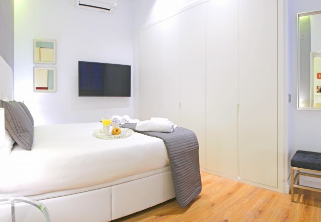 Apartamento en Madrid - Prado Suite - Barrio de las Letras Apartamento en Madrid - Prado Suite - Barrio de las Letras