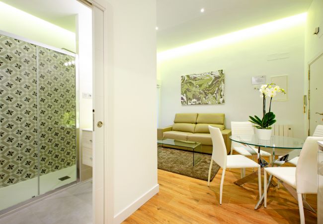 Apartamento en Madrid - Prado Suite - Barrio de las Letras Apartamento en Madrid - Prado Suite - Barrio de las Letras