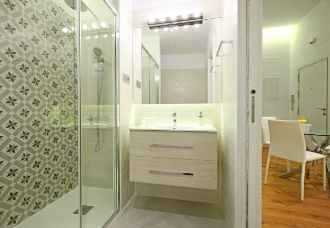 Apartamento en Madrid - Prado Suite - Barrio de las Letras Apartamento en Madrid - Prado Suite - Barrio de las Letras