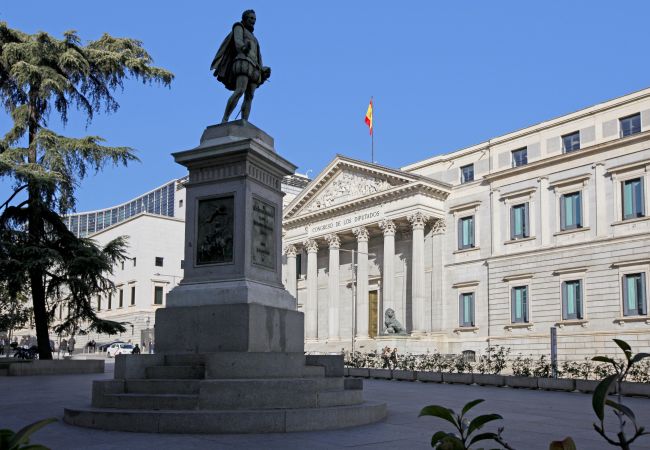 Apartamento en Madrid - Prado Suite - Barrio de las Letras Apartamento en Madrid - Prado Suite - Barrio de las Letras
