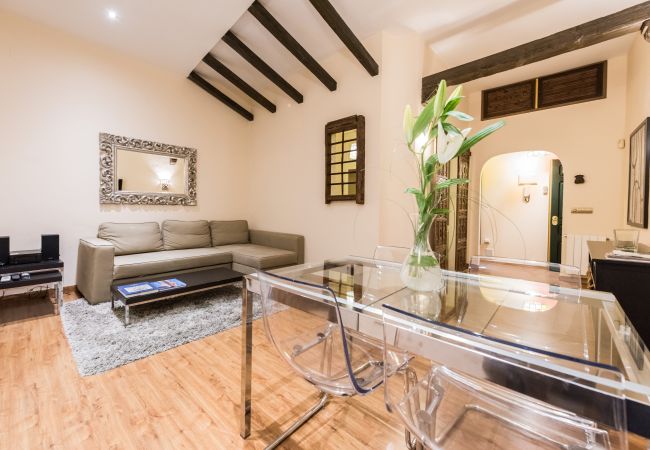 Apartment in Madrid - Downtown Jacuzzi Apartment in Madrid - Downtown Jacuzzi
