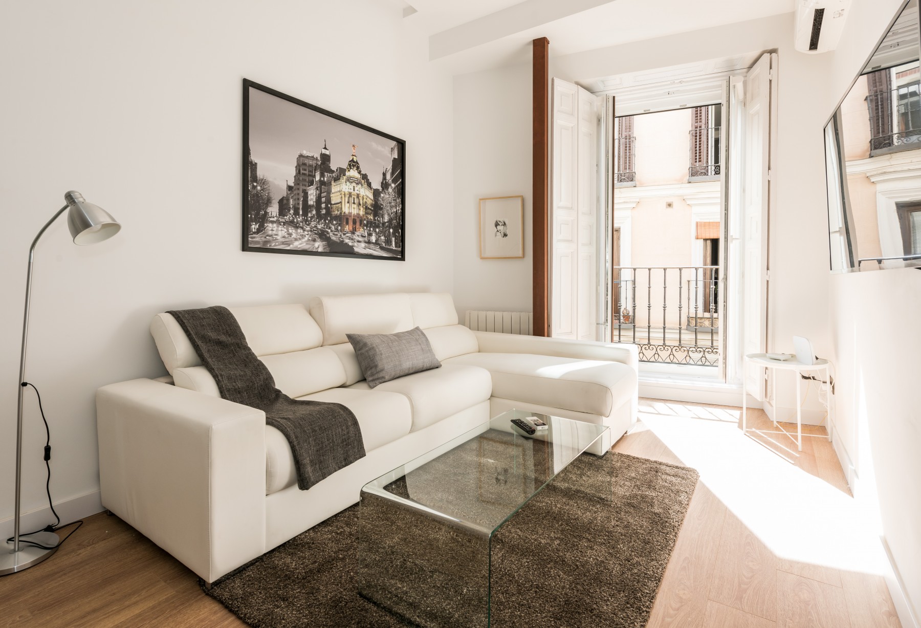 Chueca Exclusive I by Madflats Collection