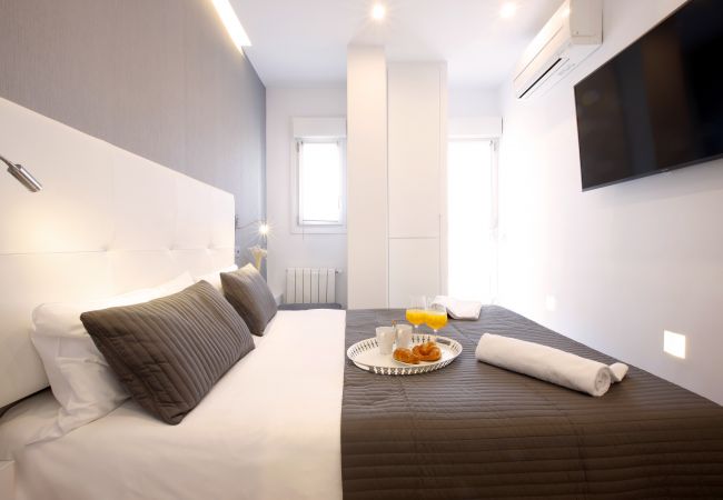 Apartment in Madrid - Malasaña Fantastic Apartment in Madrid - Malasaña Fantastic