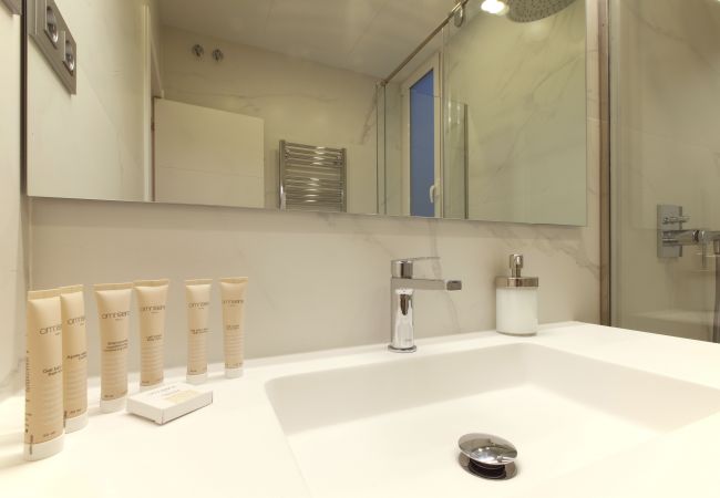 Apartment in Madrid - Tirso Design I Apartment in Madrid - Tirso Design I