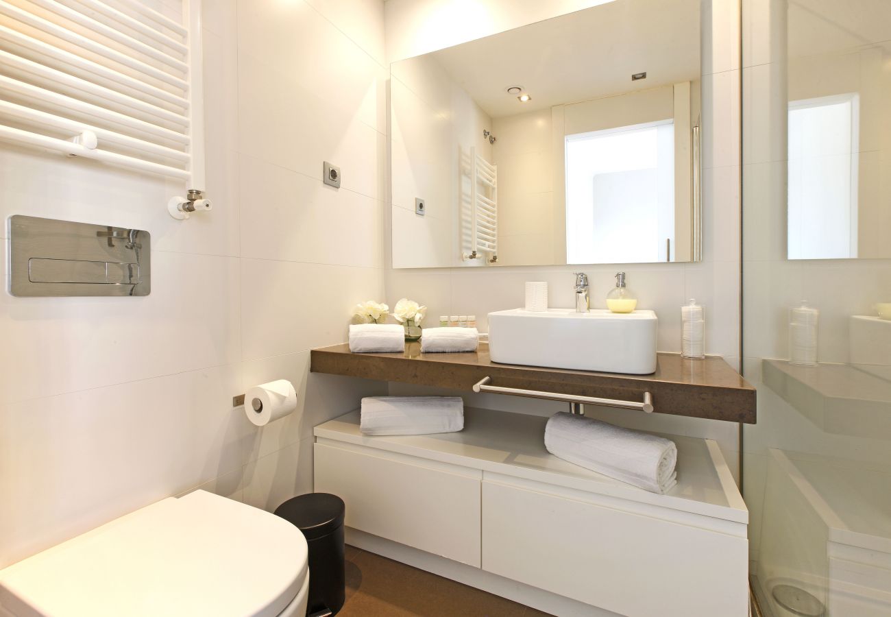Apartment in Madrid - Torre de Madrid Plaza Apartment in Madrid - Torre de Madrid Plaza