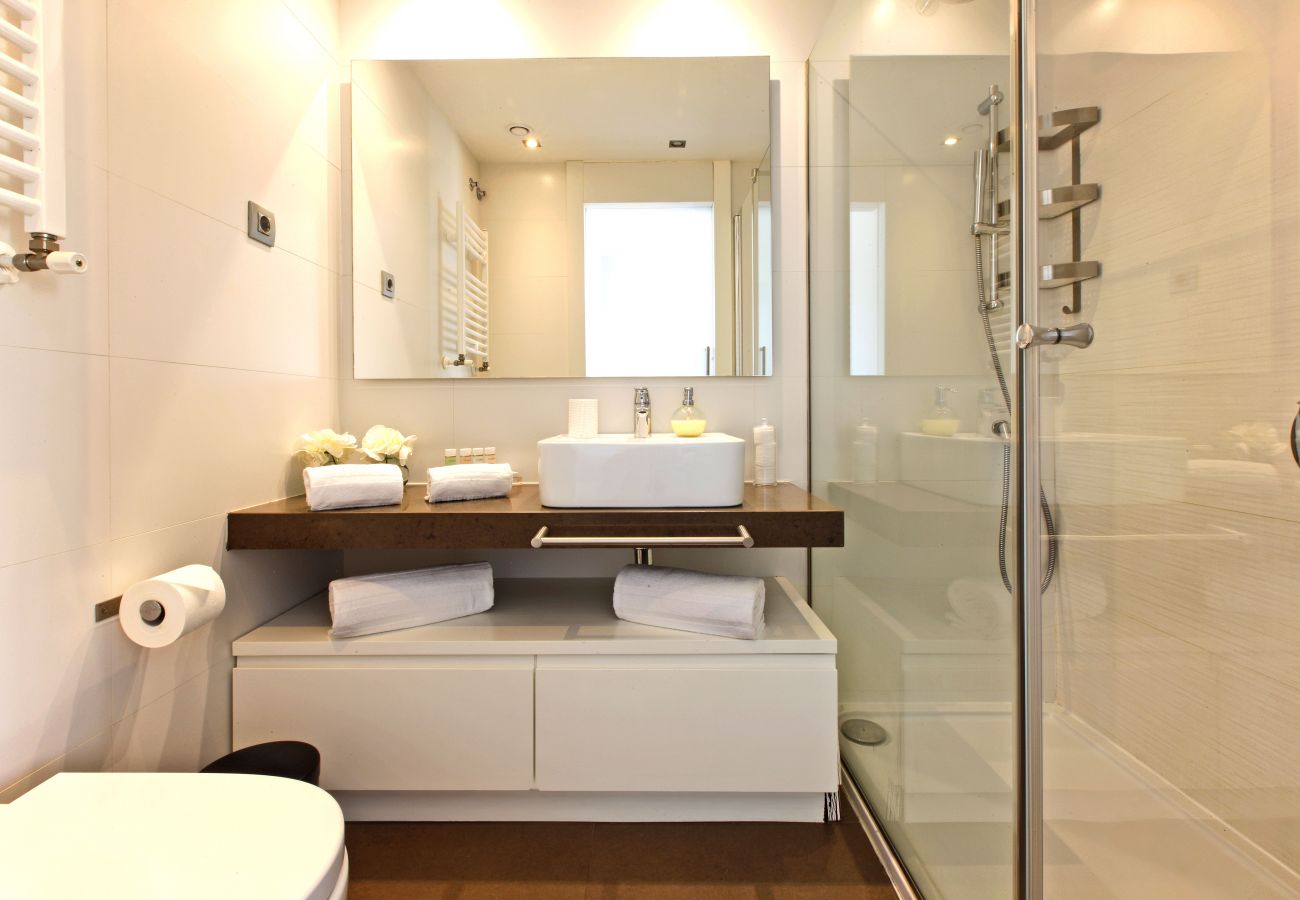 Apartment in Madrid - Torre de Madrid Plaza Apartment in Madrid - Torre de Madrid Plaza
